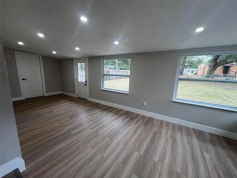 1809 Chase Ave — Photo 19