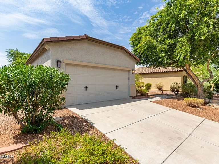 10847 W Avenida Del Rey — Photo 39