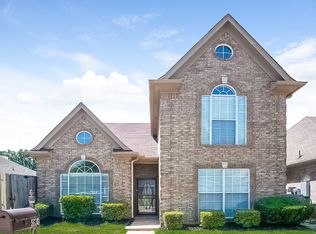 5636 Sycamore Woods Dr, Memphis, TN 38134