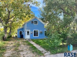 118 N Lamro St, Winner, SD 57580