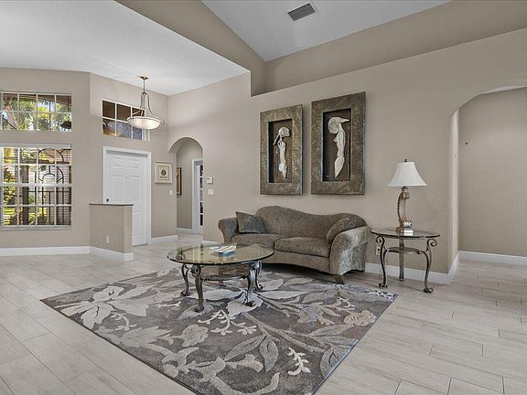 5th image of 8336 Grand Messina Circle