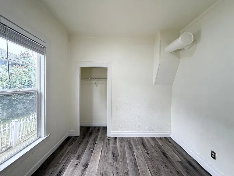 304 W Willis St — Photo 6