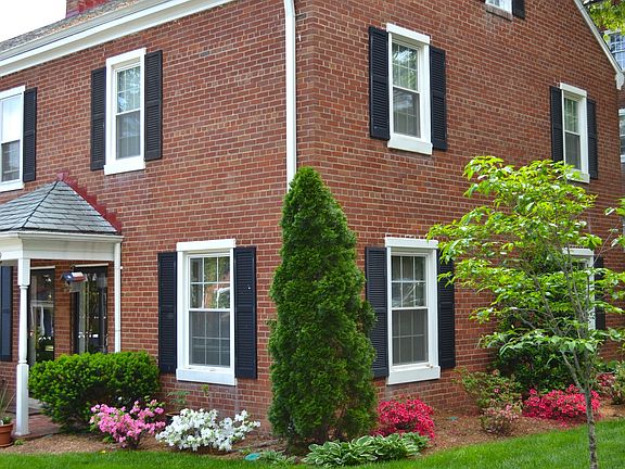 End Unit Townhouse