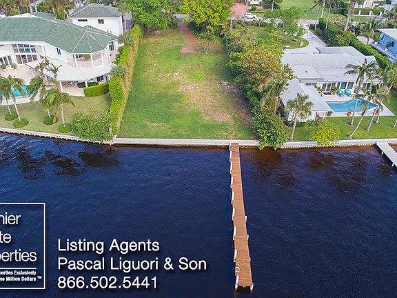 3rd image of 719 N Atlantic Dr