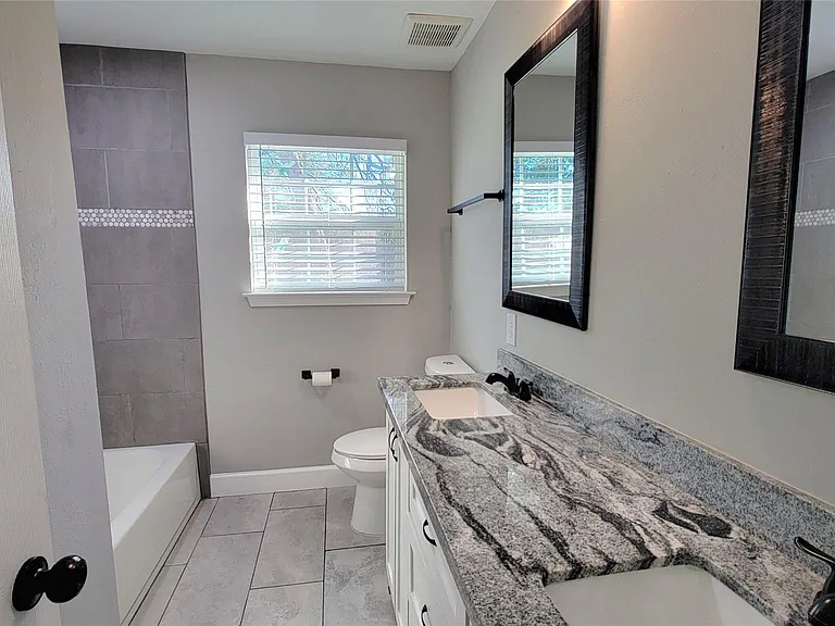 4311 Knotty Oaks Trl — Photo 9