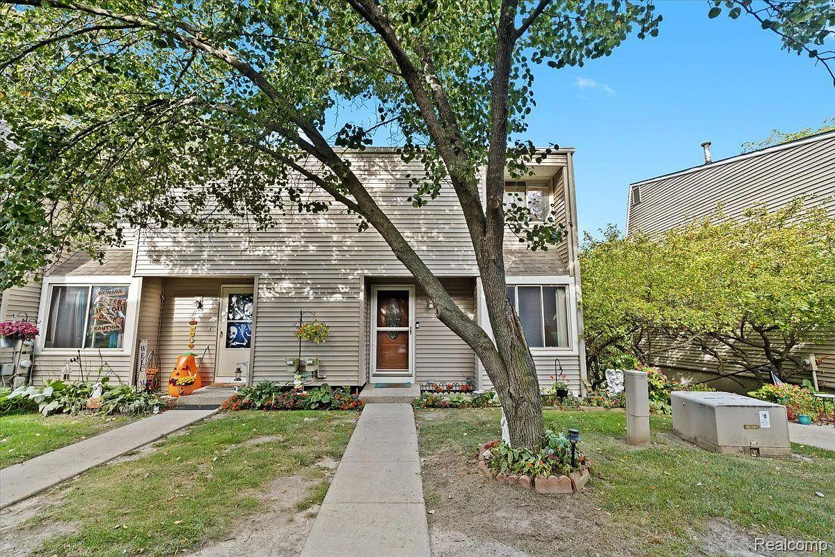616 Rickett Rd APT 111 photo 1