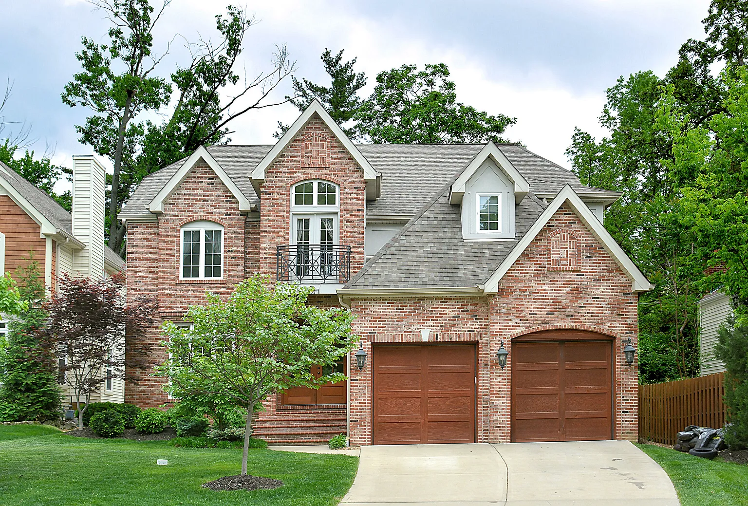 602 Woodard Dr photo 1