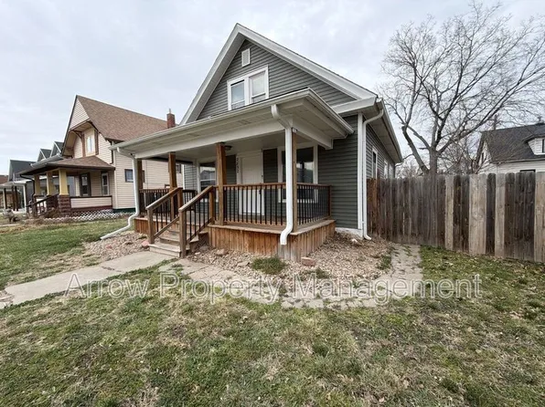 2832 Dudley St, Lincoln, NE 68503