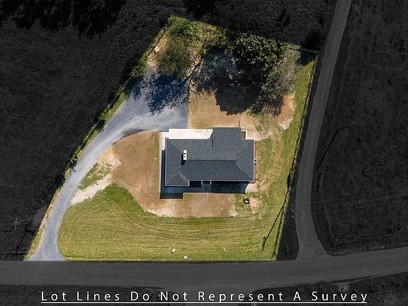 3rd image of 5484 Indian Trail Rd