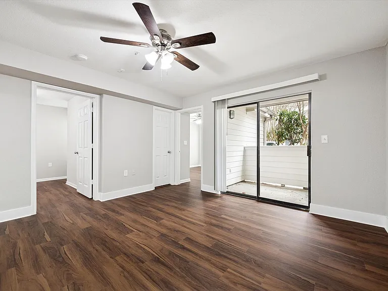 Grove at White Oak — Photo 62