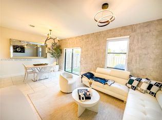 Corisca, Homestead, FL 33032