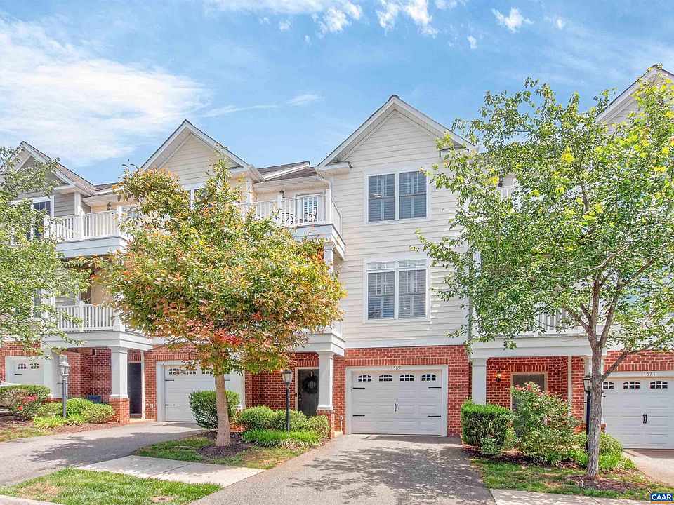 1st image of 1569 Newcastle Ct