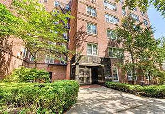 2nd image of 525 W 236th St APT 6B