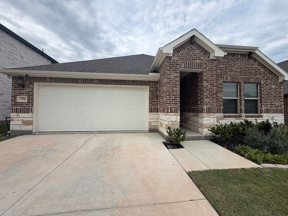 1st image of 706 Easthill Dr