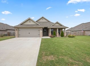 307 Trimble Ln, Pea Ridge, AR 72751