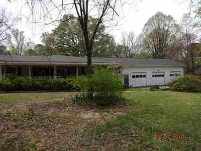 1st image of 2019 Silver Creek Dr