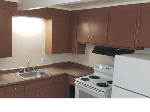 28 Deering Ct, Oakland, CA