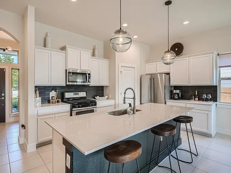 8005 Beacon Knob Way — Photo 6
