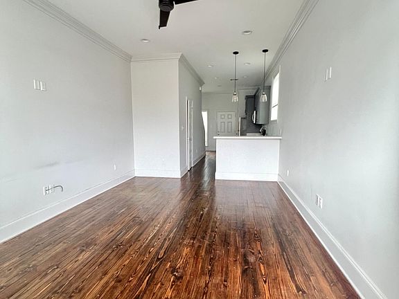 2nd image of 2806 Orleans Ave