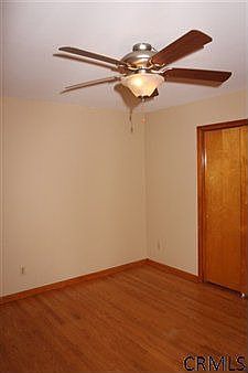 5th image of 33 Leversee Ave