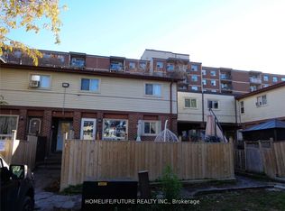 255 Porter St #2, Oshawa, ON L1J 1N3