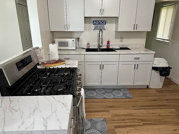 5th image of 11354 Jackson Ave