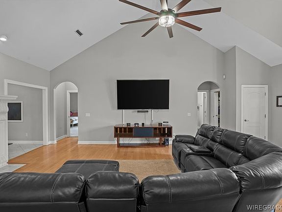5th image of 7 Blue Ridge Cir