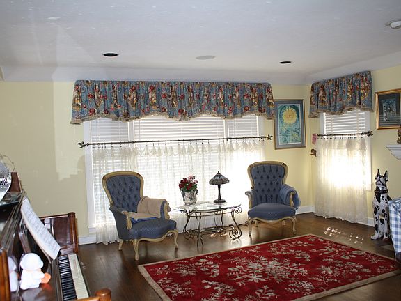 Formal Living