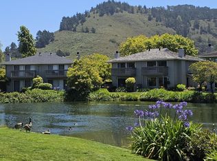 3850 Rio Rd APT 42, Carmel, CA 93923