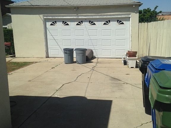 2nd image of 1539 W 97th St