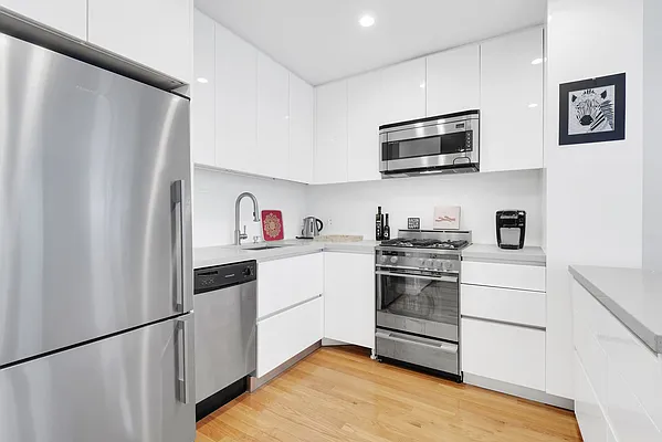 Rented by Corcoran | media 8