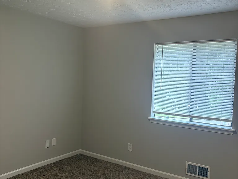 5015 Haley Ct — Photo 13