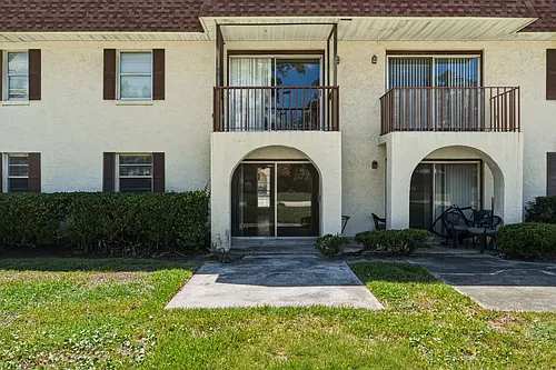 1757 El Camino Rd #4 Photo 1