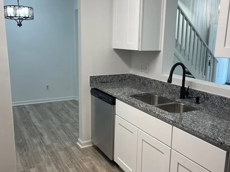 5451 Lynbrook Lndg — Photo 9