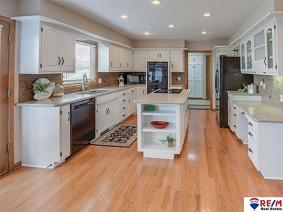 4th image of 1005 Norton Dr