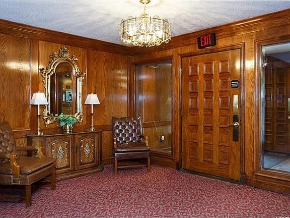 5th image of 450 W Adams Ave APT 9