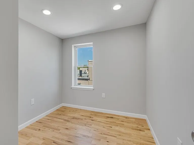410 Diamond St. — Photo 24