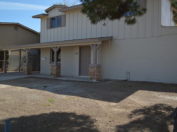 3rd image of 8229 W Weldon Ave