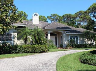 8095 SE Golfhouse Dr, Hobe Sound, FL 33455