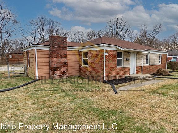 3rd image of 4327 N Lesley St