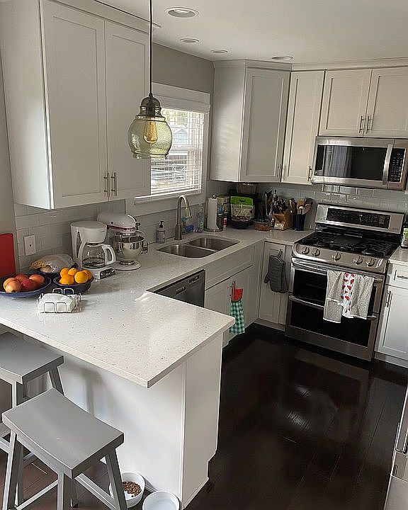 1st image of 511 N Lombard Ave