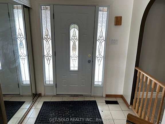 4th image of 780 Essa Rd E