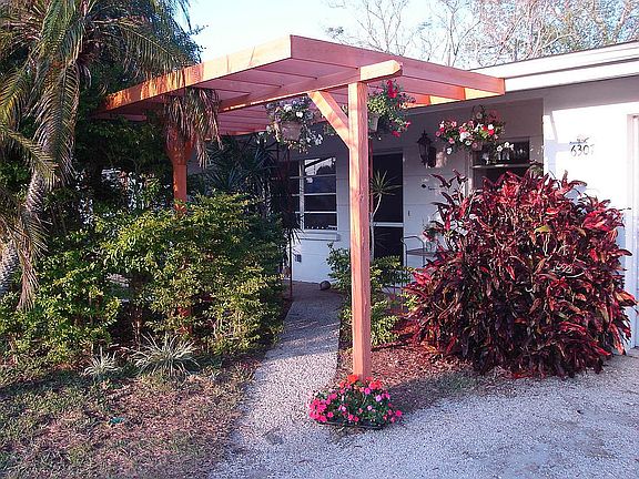 3rd image of 6307 Nutmeg Ave