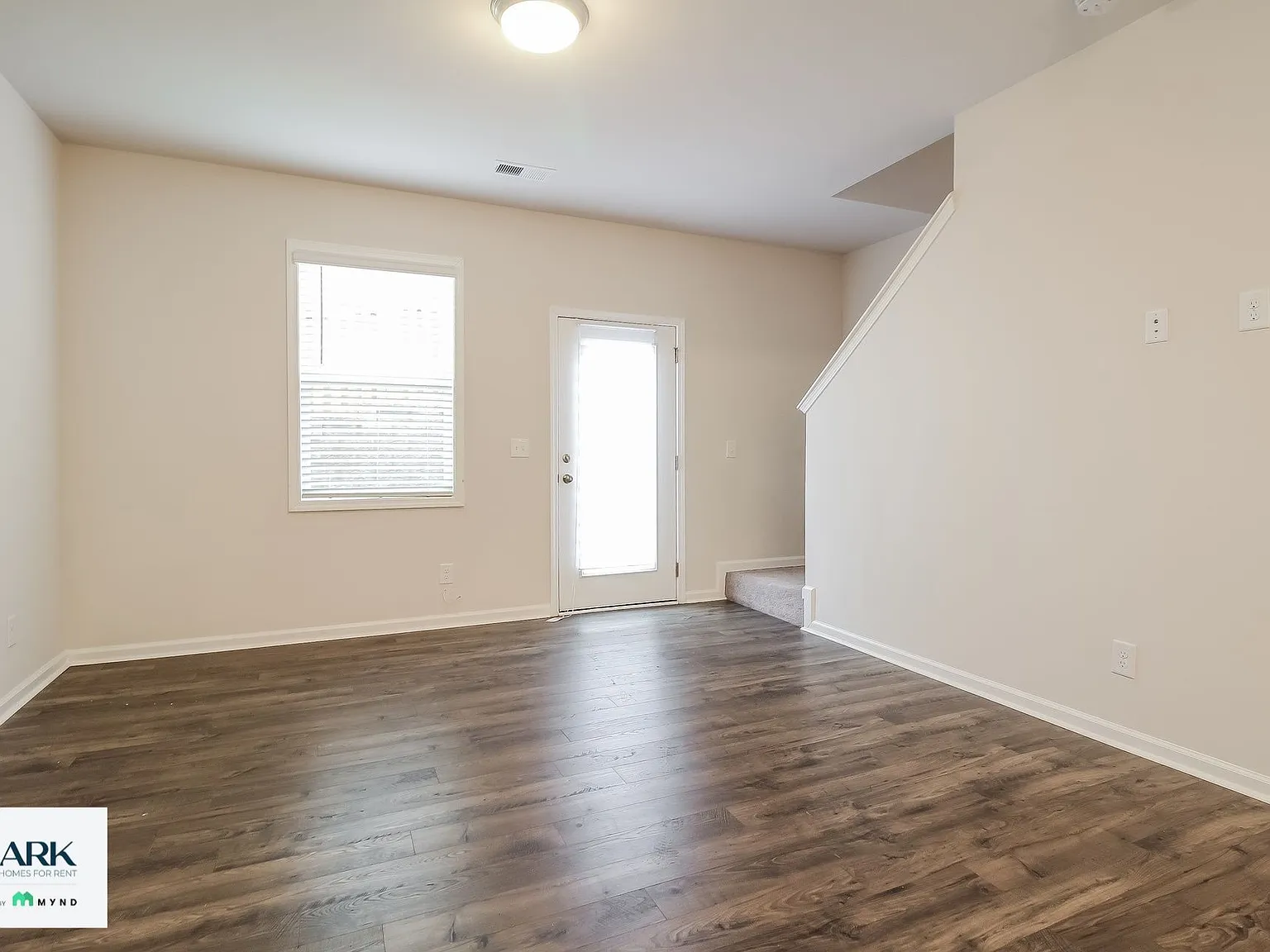 3 bed, 2.0 bath, 1482 sqft, $1,795 — Photo 4
