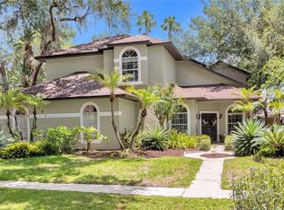 5231 Secluded Oaks Dr, Orlando, FL 32812