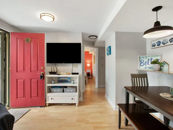 272 Mills Road #2B, Kennebunkport, ME 04046