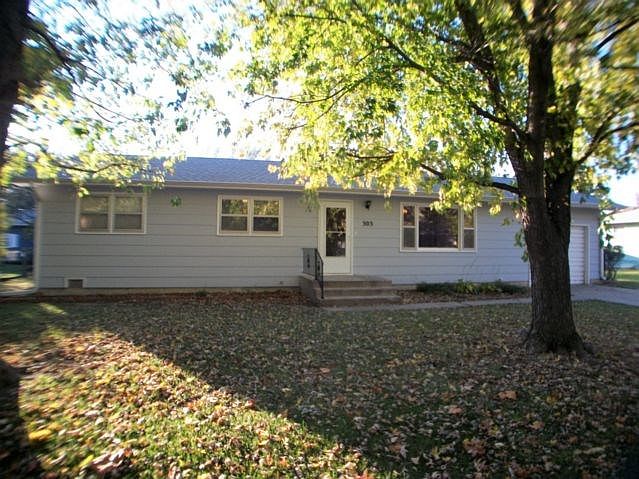 1st image of 303 S Kennedy St