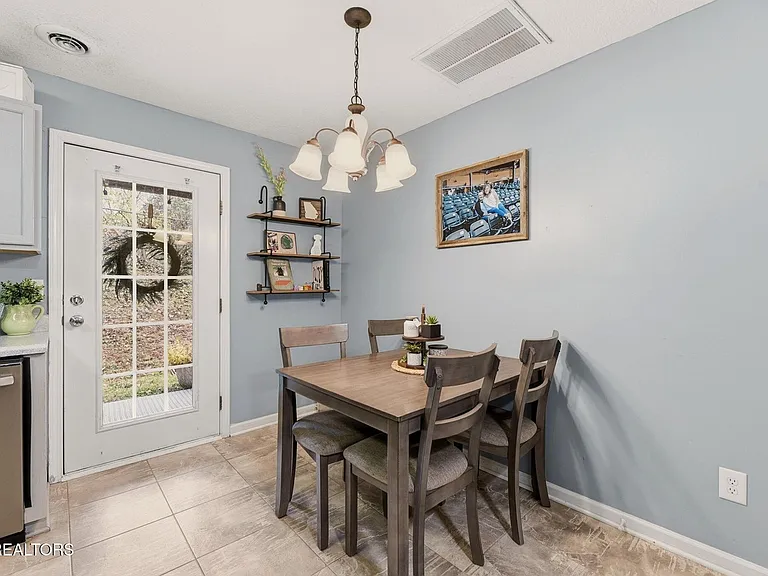 1621 Maple View Way #30E — Photo 12