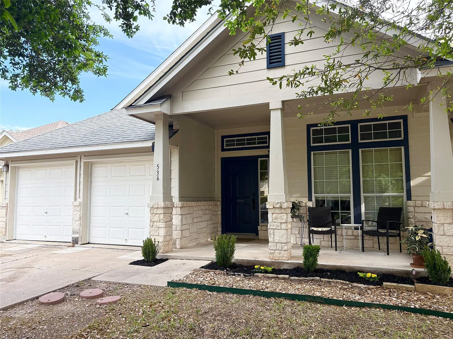 3 bed, 2.0 bath, 1765 sqft, $2,500 — Photo 1