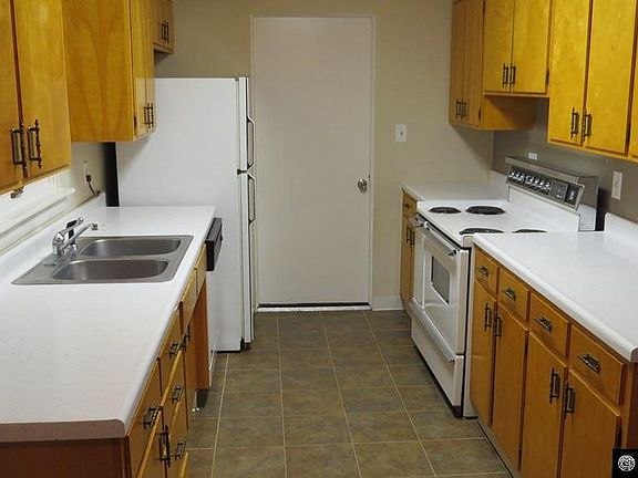 5th image of 321 Elk Dr